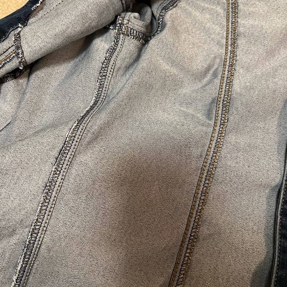 Super soft like Jean jacket - Picture 3 of 5